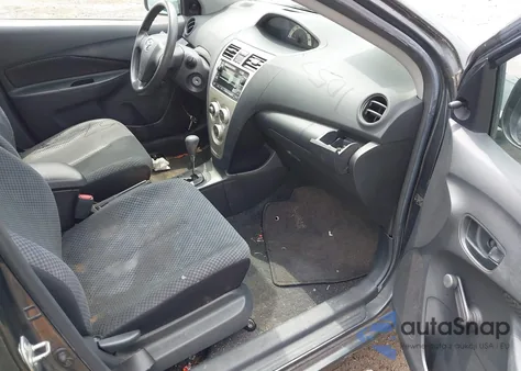 2007 Toyota Yaris z USA, uszkodzony, nr VIN JTDBT923971084996